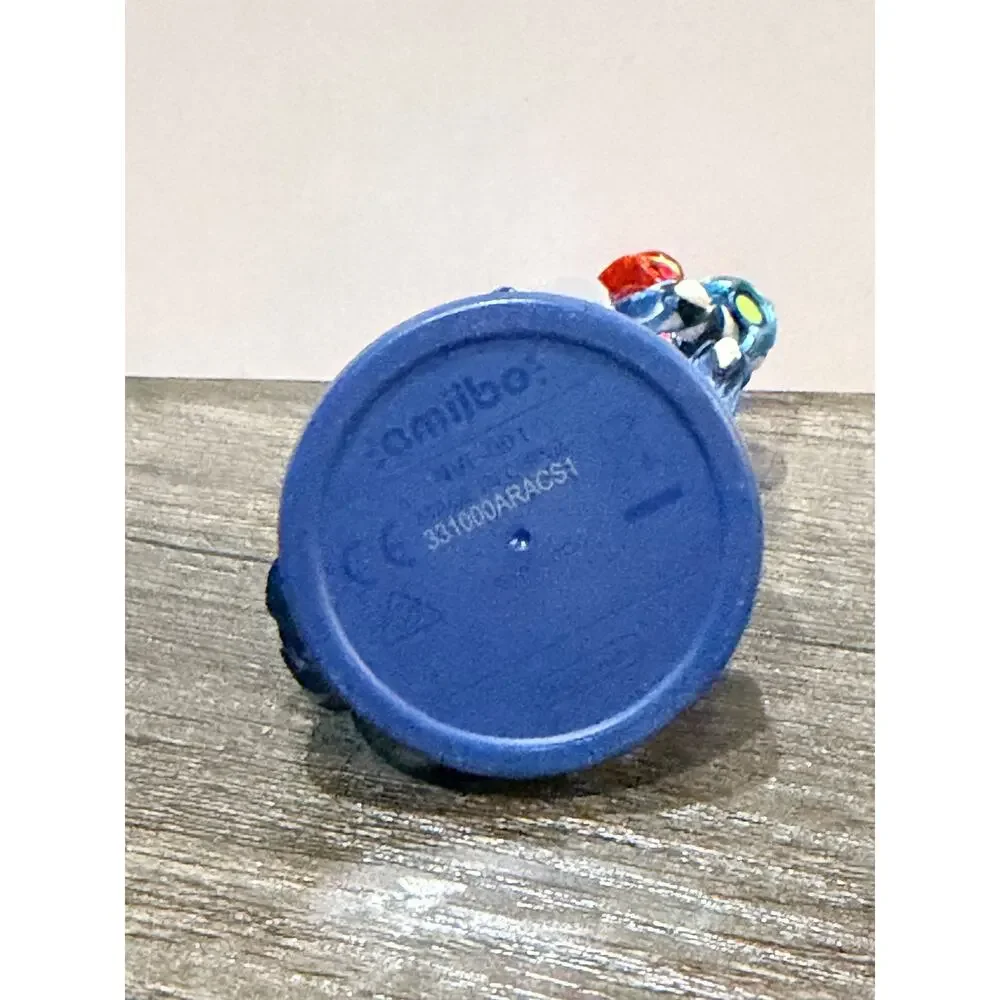 Samus Amiibo (Metroid Dread) – Preowned, Excellent Condition